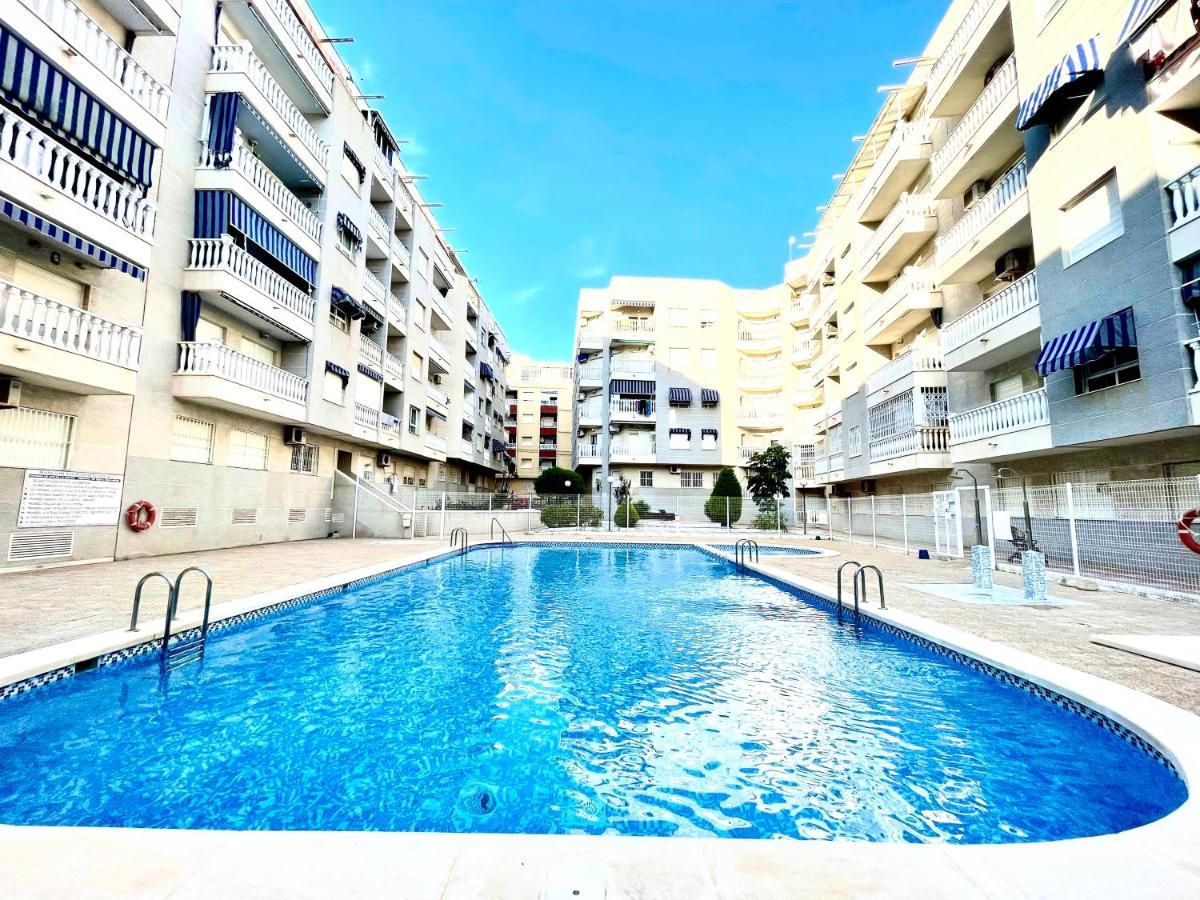Torrevieja Comfortable Apartment Экстерьер фото
