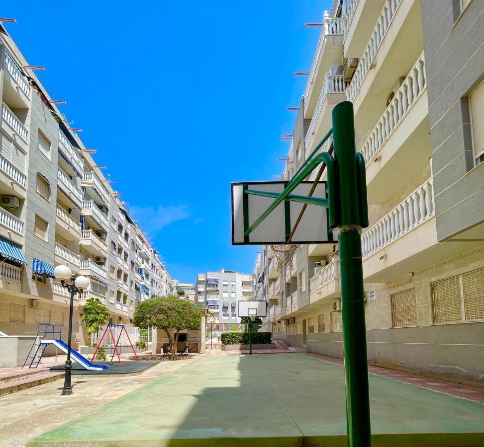 Torrevieja Comfortable Apartment Экстерьер фото
