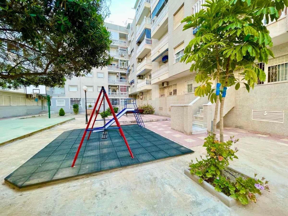Torrevieja Comfortable Apartment Экстерьер фото