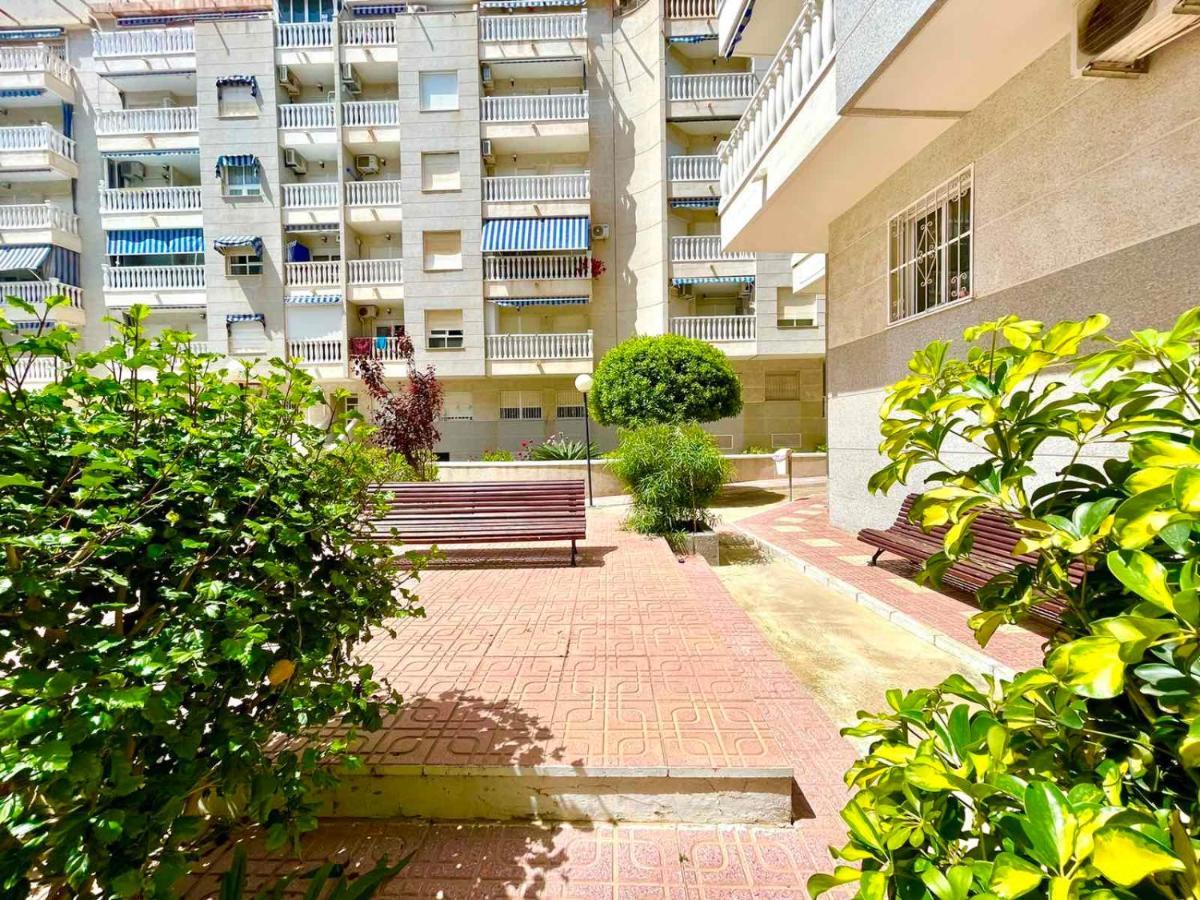 Torrevieja Comfortable Apartment Экстерьер фото